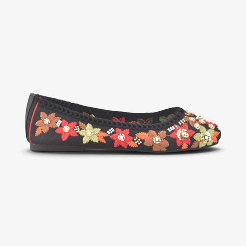 Women Black Emb Pumps WM1323