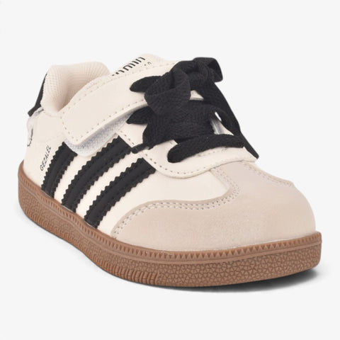 Girls Black Casual Sneakers KDJ518
